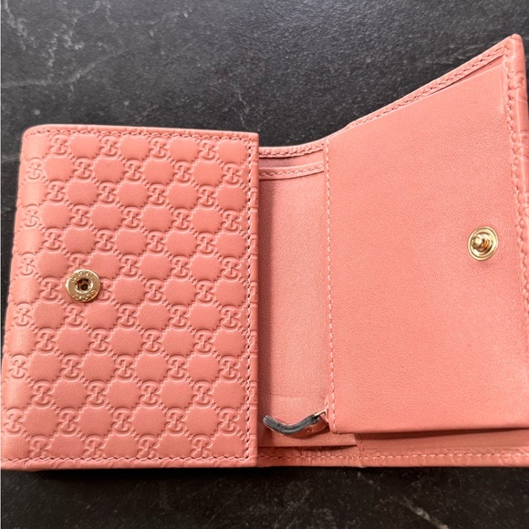Authentic Pink Microguccissima Wallet - Picture 5 of 8